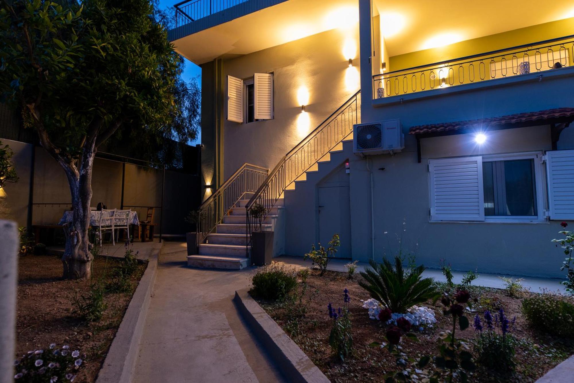 Demi'S Apartments Near Athen'S Airport Artemida  Exterior photo